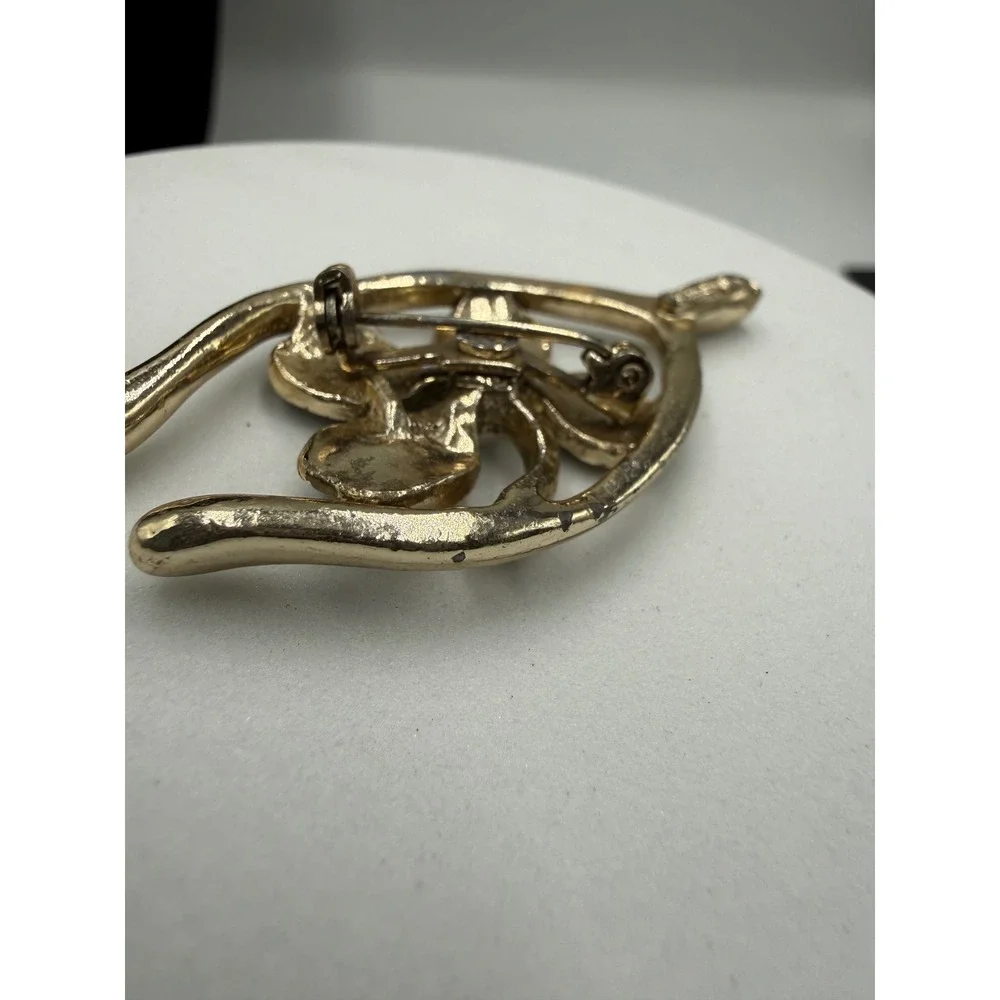 Vtg Gerrys Wishbone Four Leaf Clover Brooch Green Enamel Faux Pearl Gold‎ Tone